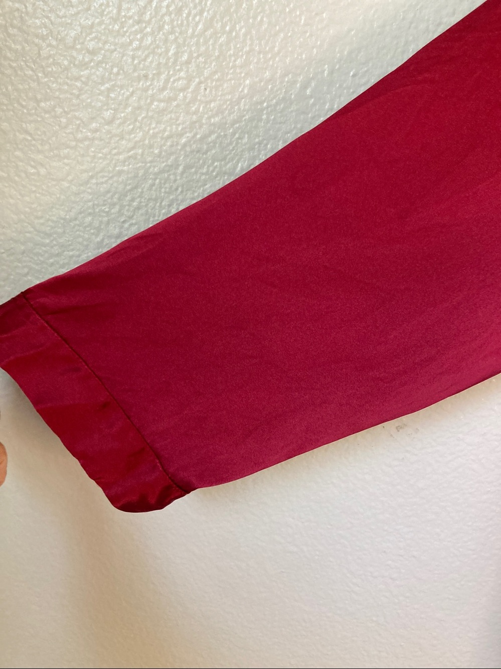 Lilysilk 22 Momme Mulberry Silk Pajama top Button Front Claret sz S *READ* - Picture 6 of 11